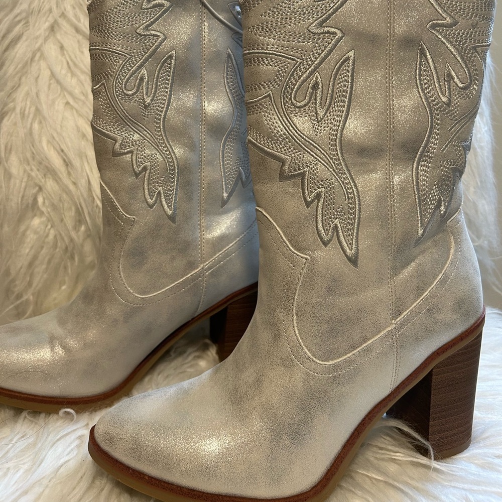Sliver Cowboy high heel boots